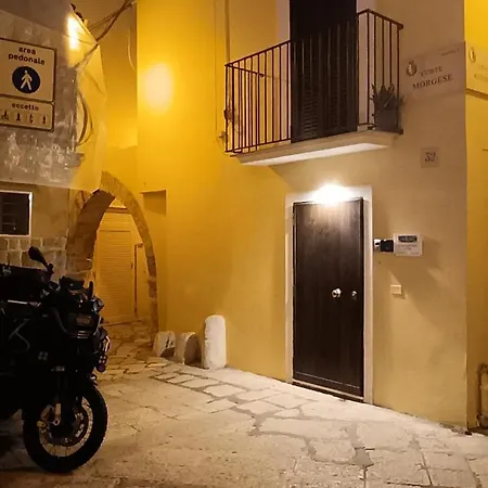 Guest house Corte Morgese Grand Flor 3*